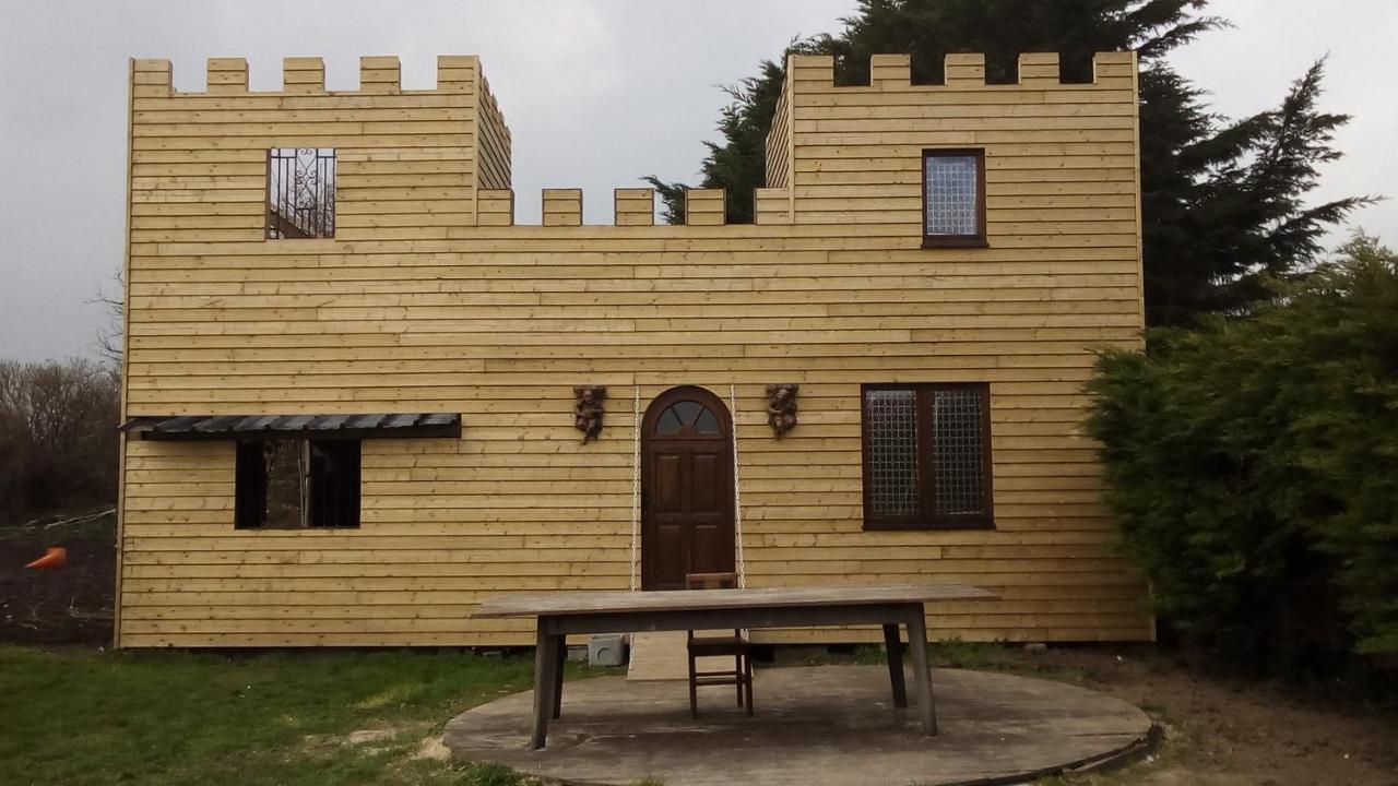 Ecuries Leseigneur - Camping Insolites Bolleville  Экстерьер фото