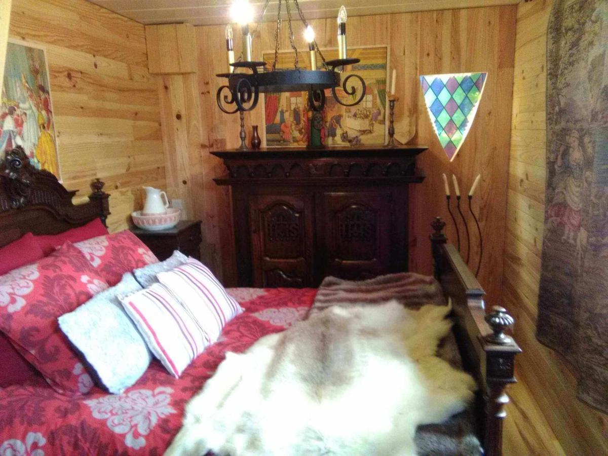 Ecuries Leseigneur - Camping Insolites Bolleville  Экстерьер фото