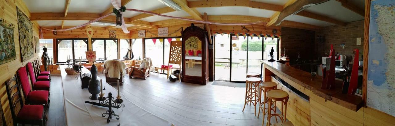 Ecuries Leseigneur - Camping Insolites Bolleville  Экстерьер фото