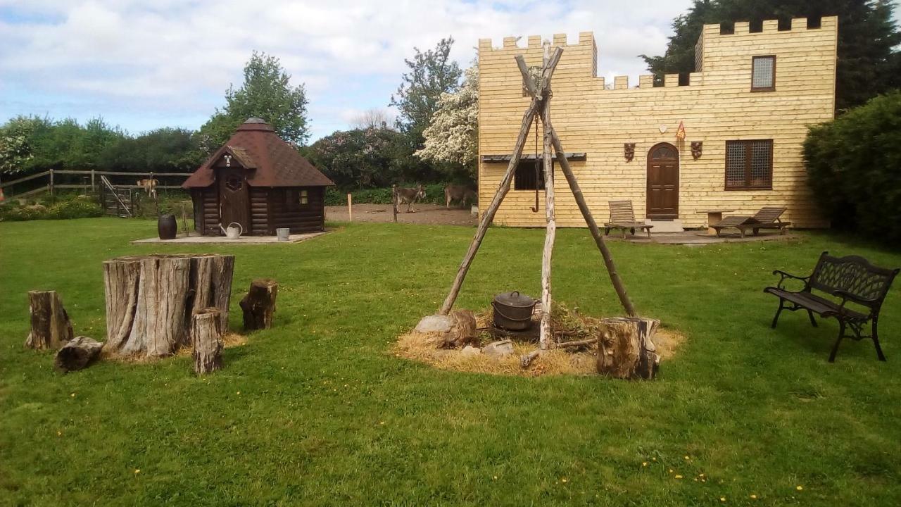 Ecuries Leseigneur - Camping Insolites Bolleville  Экстерьер фото
